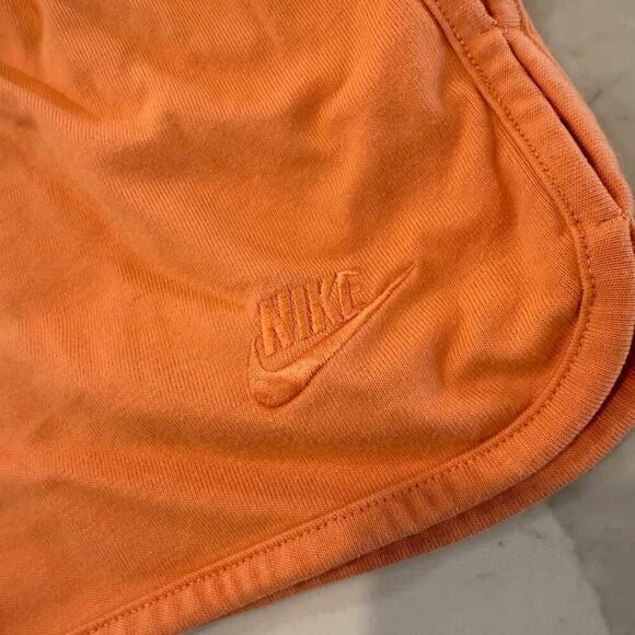 Nike Sportswear Club Fleece Sweat Shorts Womens Size XS Bright Orange Drawstring - Picture 3 of 8
